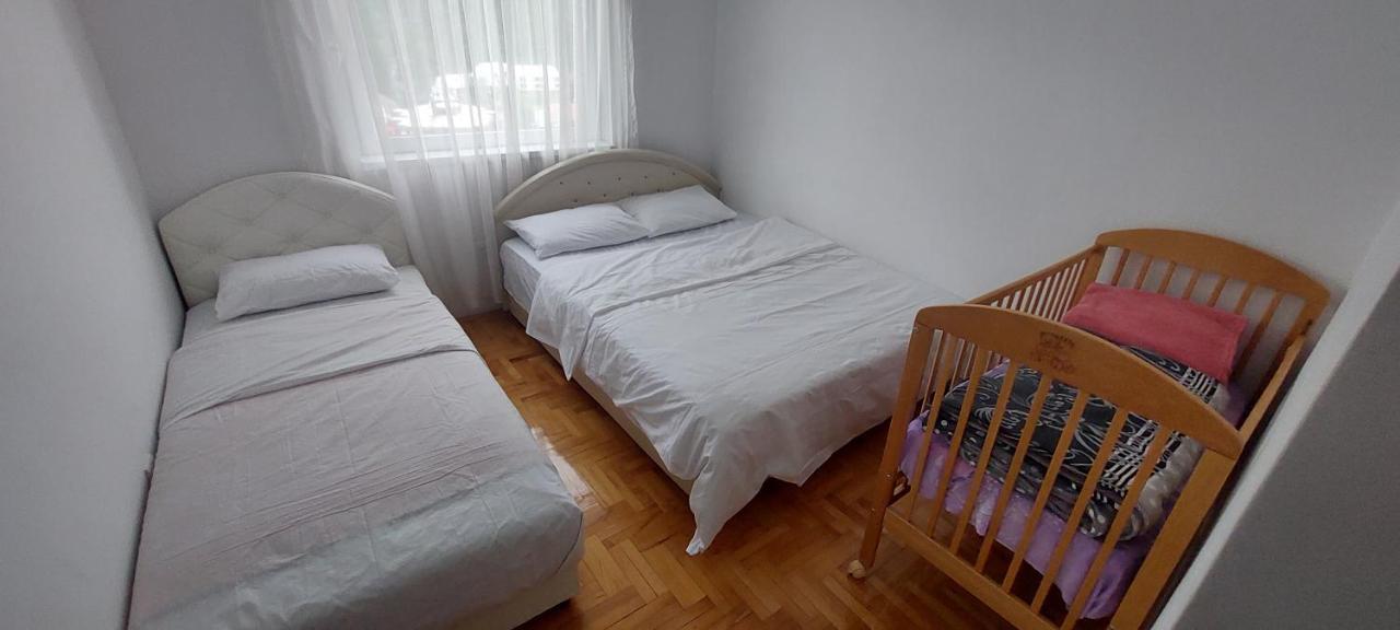 Apartman Bujisic 플루지네 외부 사진